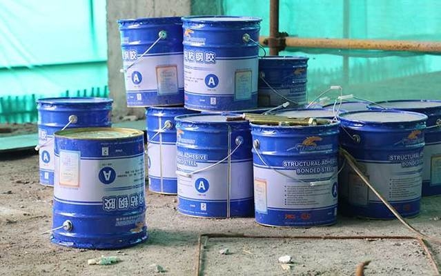 梁粘鋼加固施工常見問題及解決，梁粘鋼加固施工，常見問題剖析與 行業(yè)新聞 第2張