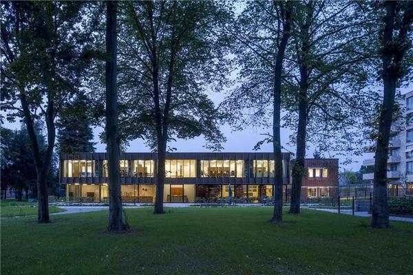 商業(yè)用途廠房設(shè)計(jì)案例，實(shí)用與高效并重，商業(yè)用途廠房 行業(yè)新聞 第3張