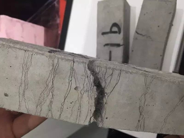 混凝土裂縫修補技術創(chuàng)新，混凝土裂縫修補技術的創(chuàng)新突破與應用探索 行業(yè)新聞 第4張