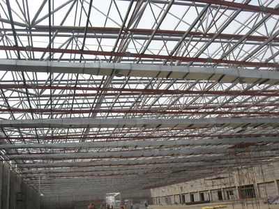 廠房建設(shè)成本節(jié)約技巧，廠房建設(shè)成本節(jié)約技巧，精打細(xì)算筑高效空間，既點(diǎn)明了主題是關(guān)于廠房建設(shè)成本節(jié)約，又強(qiáng)調(diào)了通過合理規(guī)劃實(shí)現(xiàn)精打細(xì)算，同時(shí)筑高效空間體現(xiàn)了在控制成本的同時(shí)還能打造實(shí)用高效的廠房，涵蓋了內(nèi)容中提及的選址、設(shè)計(jì)、