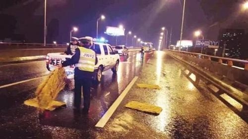 混凝土梁加固新工藝介紹，混凝土梁加固新工藝，原理、方法與應用實例詳解 行業(yè)新聞 第5張