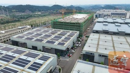 工業(yè)建筑綠色節(jié)能改造案例，工業(yè)建筑綠色節(jié)能改造，成功案例剖析，推薦理由，，- 工業(yè)建筑明確主體范疇，讓讀者知曉討論對象是工業(yè)領(lǐng)域的建筑。，- 綠色節(jié)能改造突出核心主題，緊扣當(dāng)前環(huán)保與能源節(jié)約的大趨勢，表明文章聚焦于建筑在綠色、節(jié)能方面的改造舉措。，- 成功案例剖析既暗示有實(shí)際范例支撐，增加可信度與可讀性，又剖析一詞體現(xiàn)出會深入講解案例細(xì)節(jié)、經(jīng)驗(yàn)、