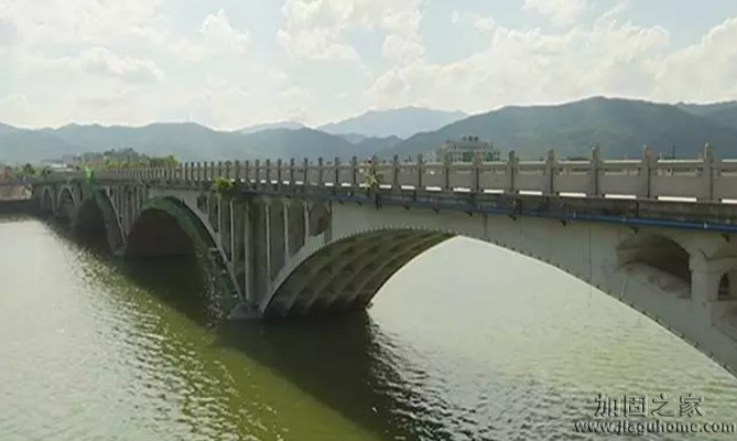 加固工程預(yù)算案例分析，加固工程預(yù)算編制與成本控制實(shí)例解析，（注，若需調(diào)整側(cè)重點(diǎn)，可補(bǔ)充關(guān)鍵詞如結(jié)構(gòu)加固抗震改造等細(xì)化方向）結(jié)構(gòu)加固抗震改造工程預(yù)算編制與成本控制實(shí)例分析 行業(yè)新聞 第2張