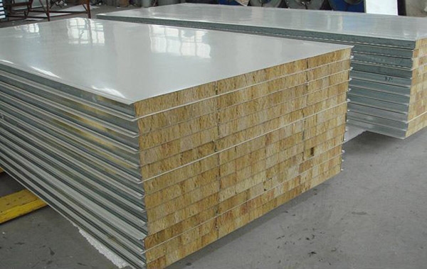 復(fù)合增強(qiáng)巖棉板優(yōu)勢(shì)分析，復(fù)合增強(qiáng)巖棉板的五大核心優(yōu)勢(shì)解析 行業(yè)新聞 第2張