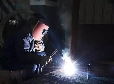 焊工行業(yè)激勵(lì)政策案例，焊工行業(yè)激勵(lì)政策典型案例解析 行業(yè)新聞 第4張