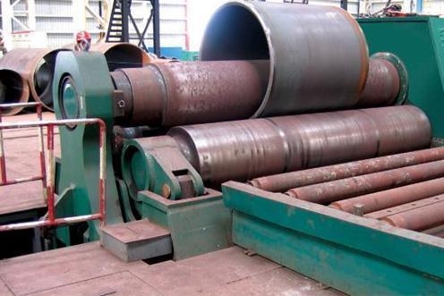 不同卷板機(jī)型號(hào)比較 行業(yè)新聞 第3張 不同卷板機(jī)型號(hào)比較 行業(yè)新聞 第3張