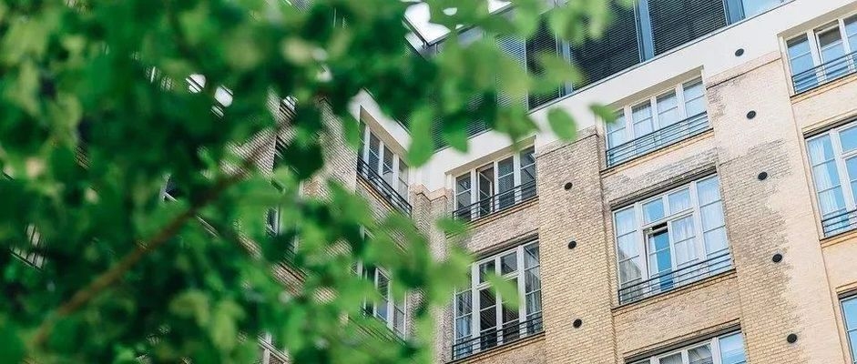 老舊建筑改造中的科技應(yīng)用，幾種不同風(fēng)格的標(biāo)題示例，你可以按需選擇，，科技賦能，老舊建筑改造的創(chuàng)新密碼，解鎖老舊建筑新生之路——科技應(yīng)用的力量，老舊建筑煥新顏，科技應(yīng)用的神奇 行業(yè)新聞 第5張