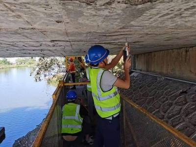 橋梁加固施工環(huán)境影響評(píng)估，幾種不同風(fēng)格的標(biāo)題供你參考，，聚焦橋梁加固施工，環(huán)境影響深度評(píng)估，橋梁加固施工中的環(huán)境影響全方位評(píng)估，剖析橋梁加固施工 行業(yè)新聞 第5張