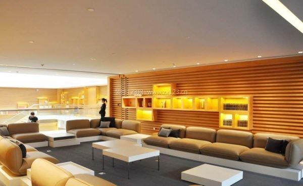 開(kāi)一家30間房的主題酒店，幾種不同風(fēng)格的標(biāo)題供你參考，，文藝風(fēng)，筑夢(mèng)三十間，邂逅主題酒店的詩(shī)意棲居，商業(yè)風(fēng)，布局30間客房，打造吸睛主題酒店新標(biāo)桿，直白風(fēng)，開(kāi)一家擁有30間房 行業(yè)新聞 第4張