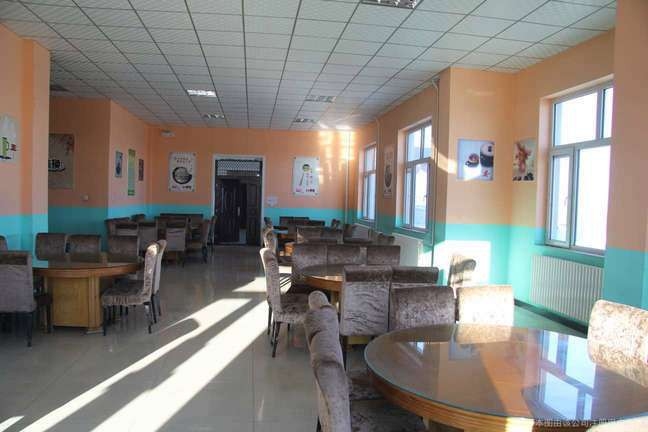 讓胡路鋼結(jié)構(gòu)設(shè)計公司（大慶雨峰鋼結(jié)構(gòu)工程有限公司宏君鋼結(jié)構(gòu)工程有限公司）