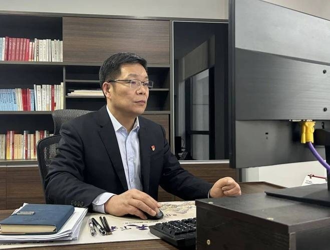 東山鋼結(jié)構(gòu)公司董事長簡介圖片(東山鋼結(jié)構(gòu)公司的董事長簡介) 行業(yè)新聞 第3張 東山鋼結(jié)構(gòu)公司董事長簡介圖片(東山鋼結(jié)構(gòu)公司的董事長簡介) 行業(yè)新聞 第3張