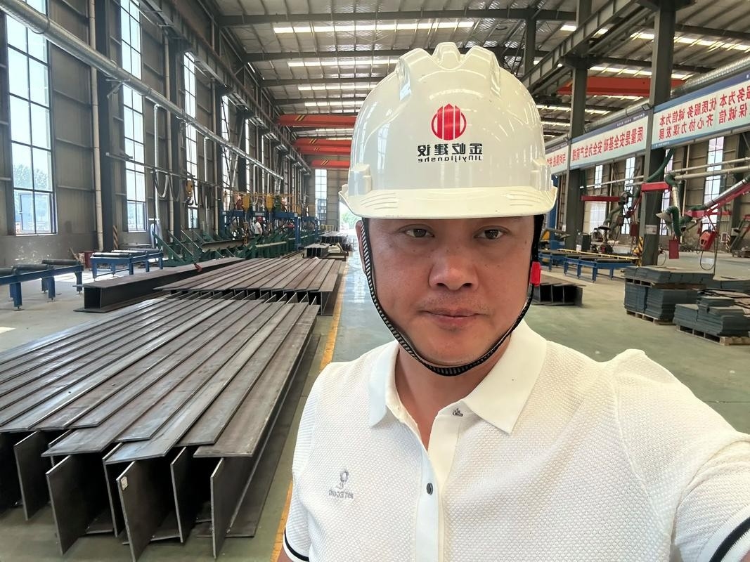 西寧鋼結(jié)構(gòu)公司董事長(zhǎng)個(gè)人簡(jiǎn)歷(西寧宏泰達(dá)鋼結(jié)構(gòu)的法人代表是誰(shuí)) 行業(yè)新聞 第4張 西寧鋼結(jié)構(gòu)公司董事長(zhǎng)個(gè)人簡(jiǎn)歷(西寧宏泰達(dá)鋼結(jié)構(gòu)的法人代表是誰(shuí)) 行業(yè)新聞 第4張