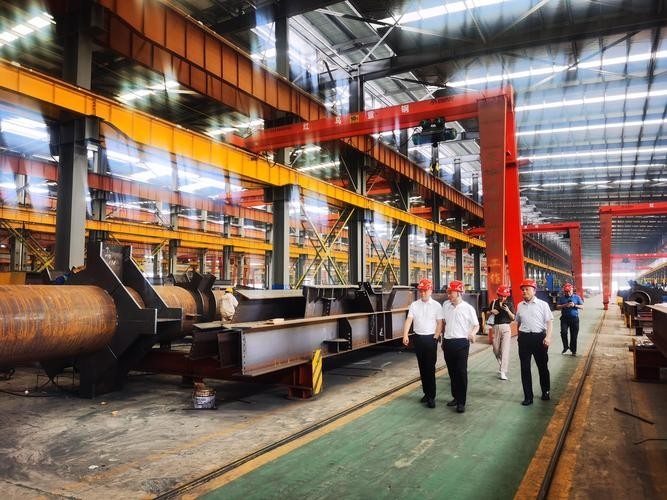 江西紅馬鋼結(jié)構(gòu)老板娘簡(jiǎn)介（江西紅馬鋼結(jié)構(gòu)公司老板娘簡(jiǎn)介）