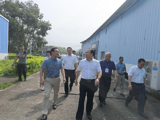 興賓鋼結(jié)構(gòu)公司董事長(zhǎng)簡(jiǎn)歷（興賓鋼結(jié)構(gòu)公司的董事長(zhǎng)簡(jiǎn)歷） 行業(yè)新聞 第2張