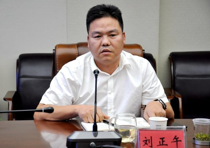 蘆淞鋼結(jié)構(gòu)公司領(lǐng)導(dǎo)班子成員簡歷(蘆淞鋼結(jié)構(gòu)公司的領(lǐng)導(dǎo)班子成員簡歷) 行業(yè)新聞 第4張 蘆淞鋼結(jié)構(gòu)公司領(lǐng)導(dǎo)班子成員簡歷(蘆淞鋼結(jié)構(gòu)公司的領(lǐng)導(dǎo)班子成員簡歷) 行業(yè)新聞 第4張