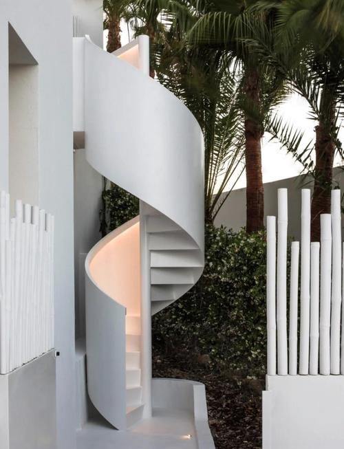 螺旋樓梯效果圖大全（51種螺旋樓梯創(chuàng)意設計,讓人大飽眼福!） 行業(yè)新聞 第8張