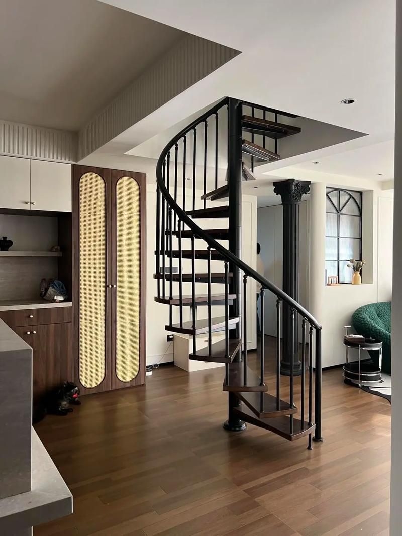 螺旋樓梯效果圖大全（51種螺旋樓梯創(chuàng)意設計,讓人大飽眼福!） 行業(yè)新聞 第16張