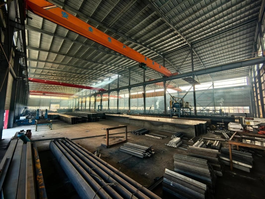 廣漢鋼結(jié)構(gòu)老板簡(jiǎn)歷(廣漢鋼結(jié)構(gòu)公司老板簡(jiǎn)歷) 行業(yè)新聞 第3張 廣漢鋼結(jié)構(gòu)老板簡(jiǎn)歷(廣漢鋼結(jié)構(gòu)公司老板簡(jiǎn)歷) 行業(yè)新聞 第3張