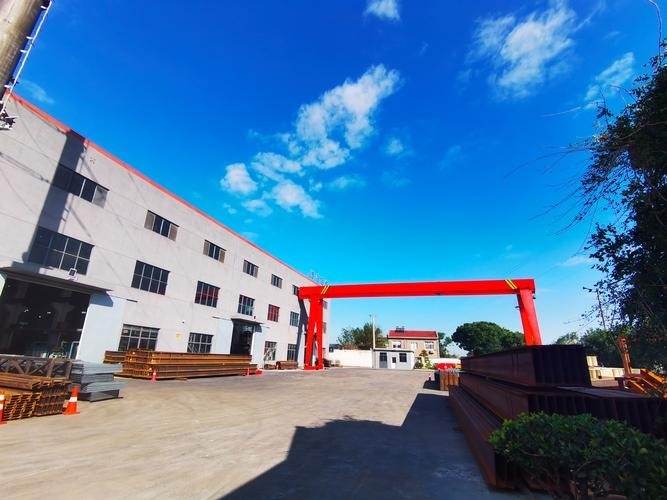 羅莊鋼結(jié)構(gòu)公司董事長背景資料(臨沂雙超鋼結(jié)構(gòu)公司董事長背景資料) 行業(yè)新聞 第6張 羅莊鋼結(jié)構(gòu)公司董事長背景資料(臨沂雙超鋼結(jié)構(gòu)公司董事長背景資料) 行業(yè)新聞 第6張