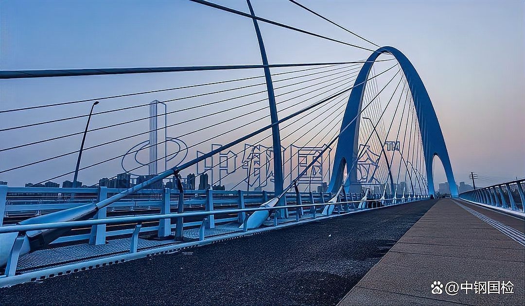 如何定期檢查加固結(jié)構(gòu)的性能？（公路橋梁定期檢查加固結(jié)構(gòu)性能檢測關(guān)鍵步驟和要點(diǎn)）