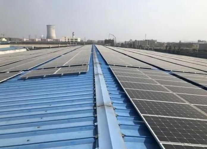 彩鋼瓦光伏安裝有哪些案例(彩鋼瓦光伏安裝有哪些案例,) 行業(yè)新聞 第5張 彩鋼瓦光伏安裝有哪些案例(彩鋼瓦光伏安裝有哪些案例,) 行業(yè)新聞 第5張