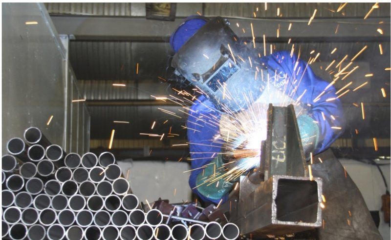 鋼結(jié)構(gòu)廠房施工中如何確保焊接質(zhì)量？（鋼結(jié)構(gòu)廠房焊接質(zhì)量常見問題分析與解決方案） 行業(yè)新聞 第4張