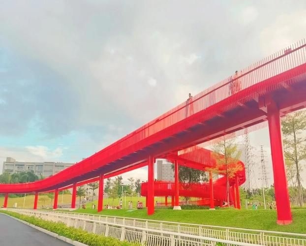 給我推薦一些經(jīng)典的鋼結(jié)構(gòu)景觀橋案例（給我推薦一些經(jīng)典的鋼結(jié)構(gòu)景觀橋案例,嘿，看來你對景觀橋很感興趣） 行業(yè)新聞 第5張