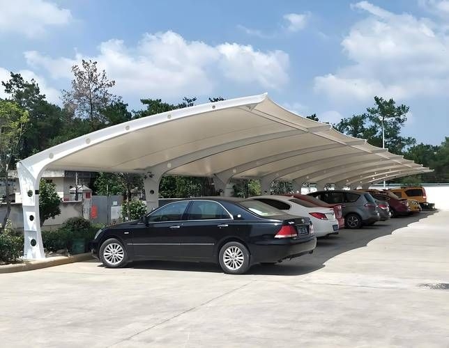 有沒有鋼結(jié)構(gòu)車棚的圖片示例？（有沒有鋼結(jié)構(gòu)車棚的圖片示例,當(dāng)然有,） 行業(yè)新聞 第2張