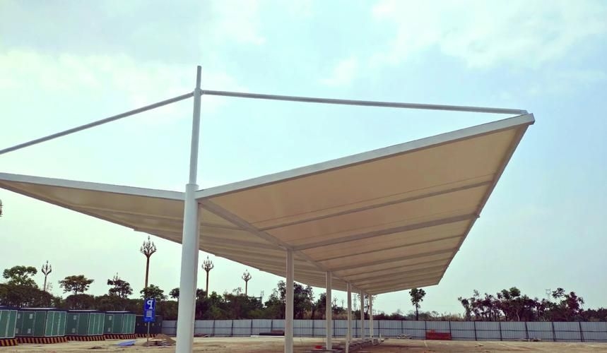 有沒有鋼結(jié)構(gòu)車棚的圖片示例？（有沒有鋼結(jié)構(gòu)車棚的圖片示例,當(dāng)然有,） 行業(yè)新聞 第14張