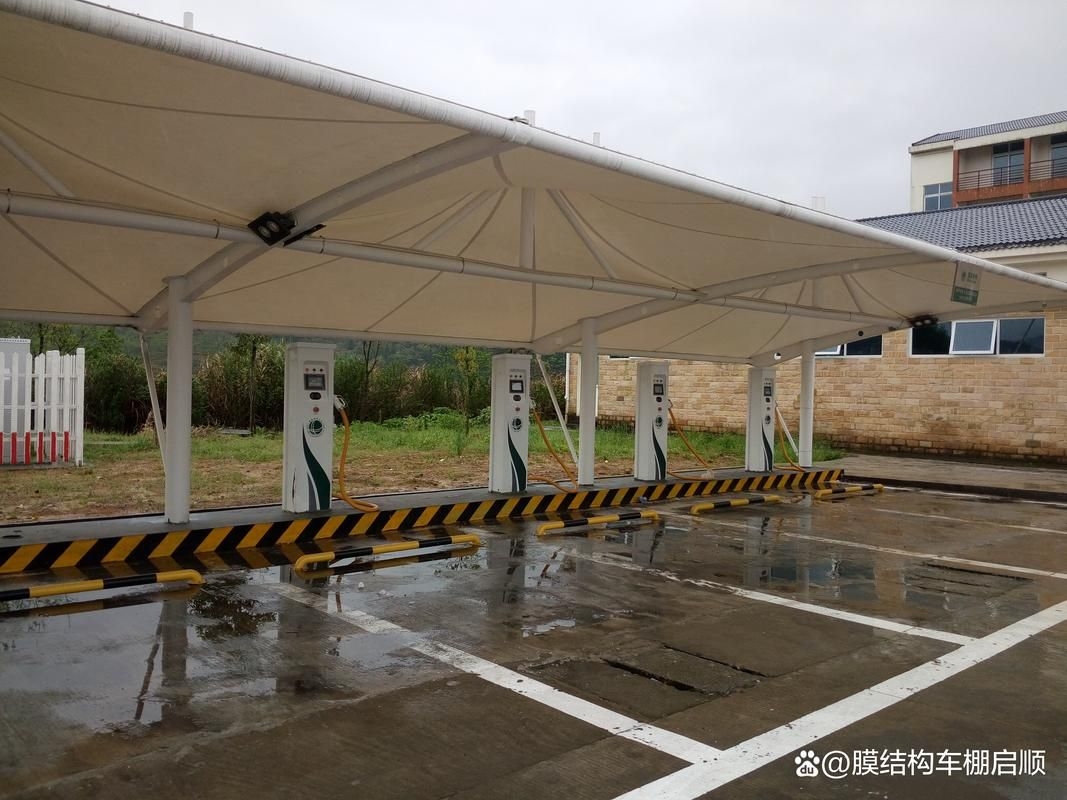 給我一些彩鋼停車棚的圖片（如何設(shè)計一個彩鋼停車棚） 行業(yè)新聞 第6張