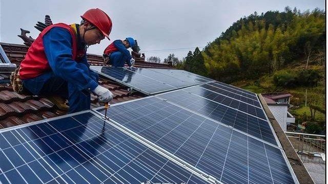 光伏屋頂?shù)木S護費用高嗎？ 行業(yè)新聞 第2張