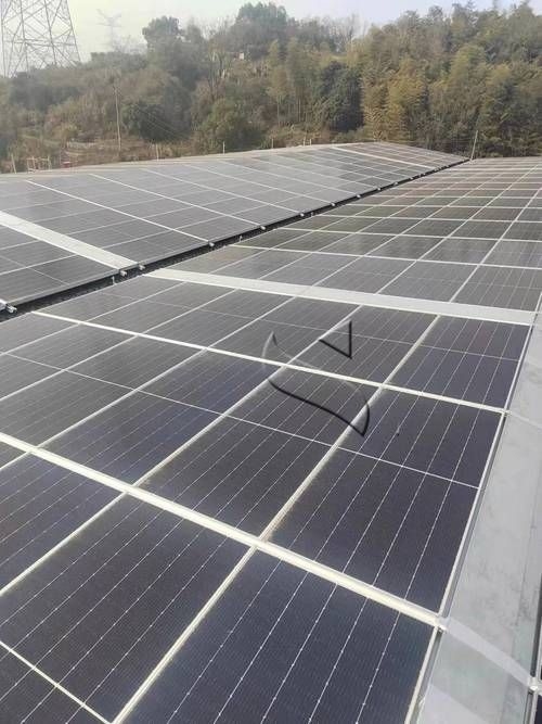 有哪些品牌提供彩鋼瓦光伏安裝服務(wù)？（百度愛(ài)采購(gòu)彩鋼瓦光伏安裝服務(wù)品牌對(duì)比要點(diǎn)） 行業(yè)新聞 第11張