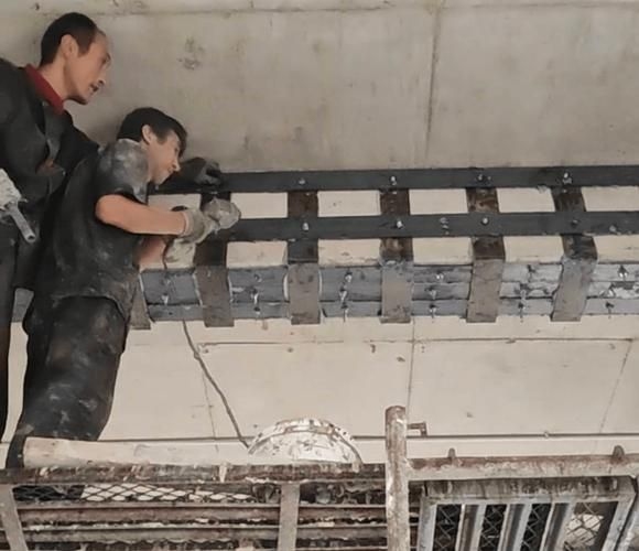 有沒(méi)有高清的鋼梁加固施工圖片集？ 行業(yè)新聞 第11張