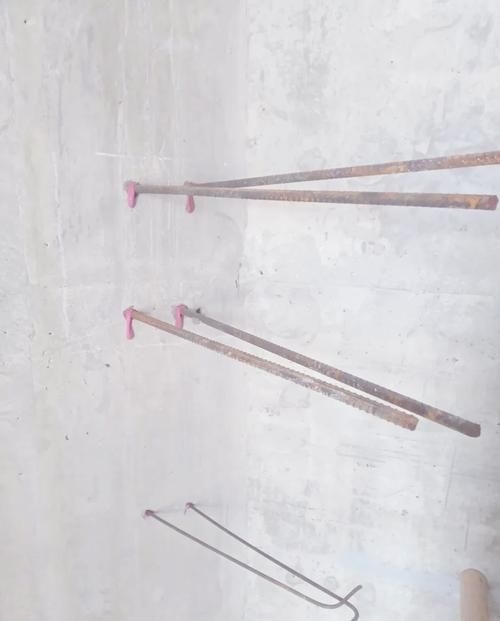 能否提供砌體加固筋的圖片示例？（植筋/預埋的關鍵步驟和規(guī)范要求） 行業(yè)新聞 第8張