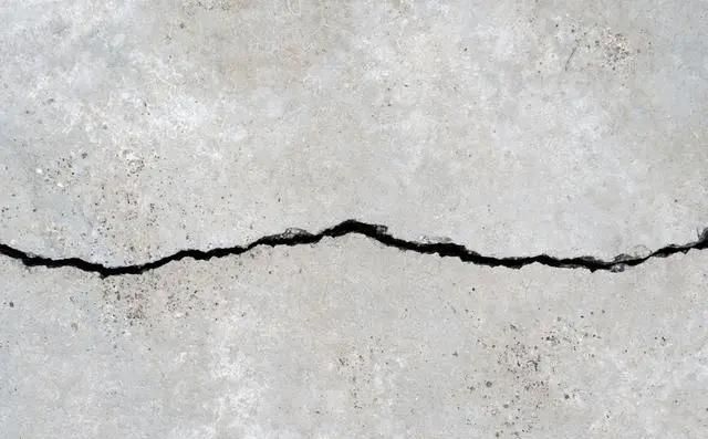 如何判斷房屋裂縫的嚴(yán)重程度？（如何判斷房屋裂縫的嚴(yán)重程度） 行業(yè)新聞 第6張