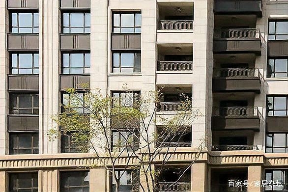 連廊寬度是否可以超過2米？（鄭州一小區(qū)加裝電梯連廊長度近5米,有業(yè)主反對成被告新浪網(wǎng)） 行業(yè)新聞 第2張