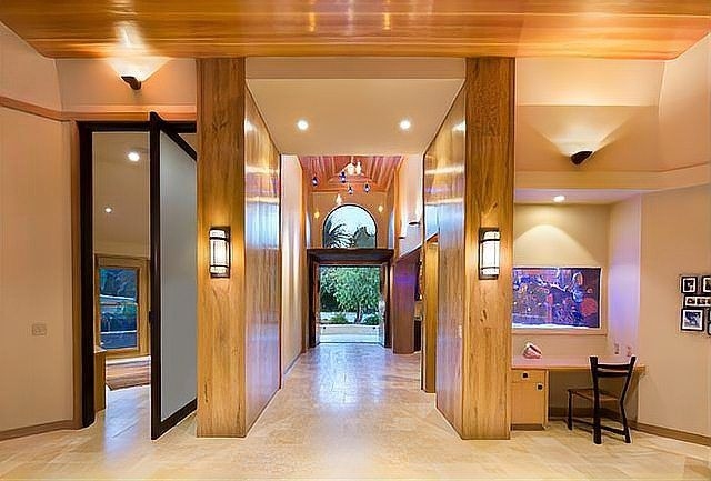 連廊寬度是否可以超過2米？（鄭州一小區(qū)加裝電梯連廊長度近5米,有業(yè)主反對成被告新浪網(wǎng)） 行業(yè)新聞 第4張