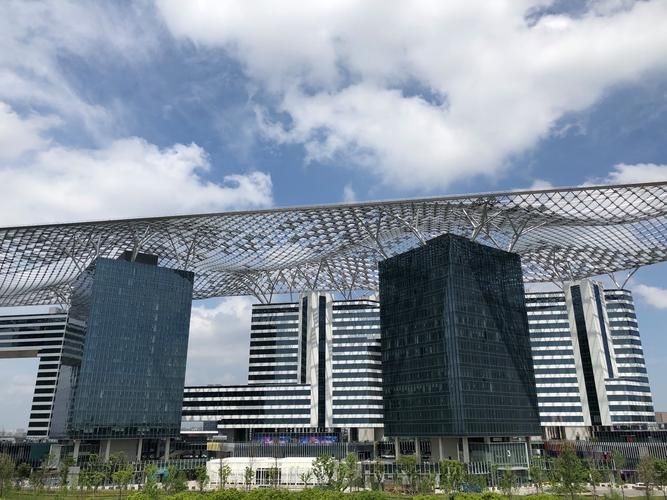 有哪些知名的鋼結(jié)構(gòu)長廊案例？（有哪些知名的鋼結(jié)構(gòu)長廊案例?） 行業(yè)新聞 第11張