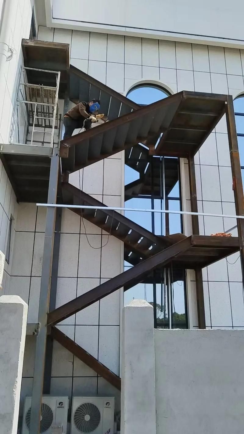 如何確保鋼結(jié)構(gòu)消防樓梯的耐火性能？（如何確保鋼結(jié)構(gòu)消防樓梯的耐火性能） 行業(yè)新聞 第4張