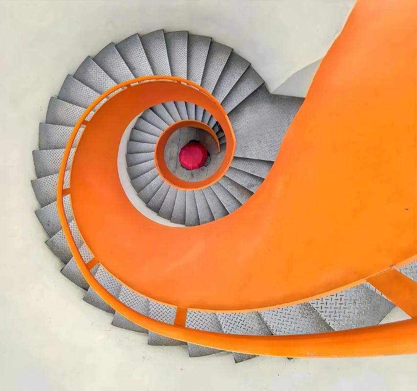 給我一些螺旋式樓梯的圖片（給我一些螺旋式樓梯的圖片,展開,又稱旋轉(zhuǎn)樓梯，） 行業(yè)新聞 第16張