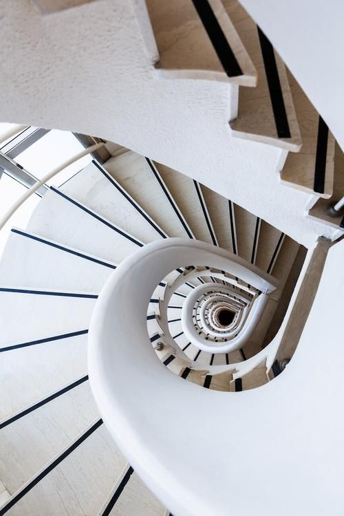 給我一些螺旋式樓梯的圖片（給我一些螺旋式樓梯的圖片,展開,又稱旋轉(zhuǎn)樓梯，） 行業(yè)新聞 第25張