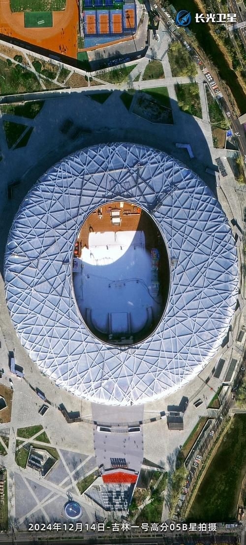 有哪些著名的異形鋼結(jié)構(gòu)案例？（全球范圍內(nèi)最具代表性的異形鋼結(jié)構(gòu)建筑案例詳解） 行業(yè)新聞 第1張