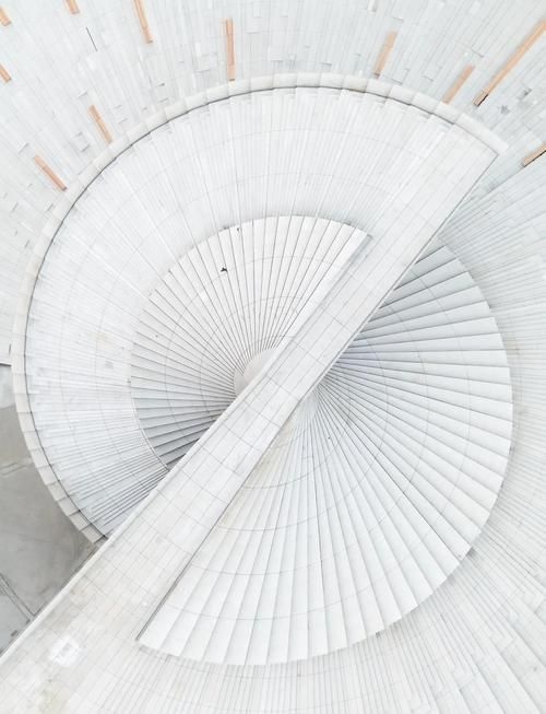 有哪些著名的異形鋼結(jié)構(gòu)案例？（全球范圍內(nèi)最具代表性的異形鋼結(jié)構(gòu)建筑案例詳解） 行業(yè)新聞 第16張