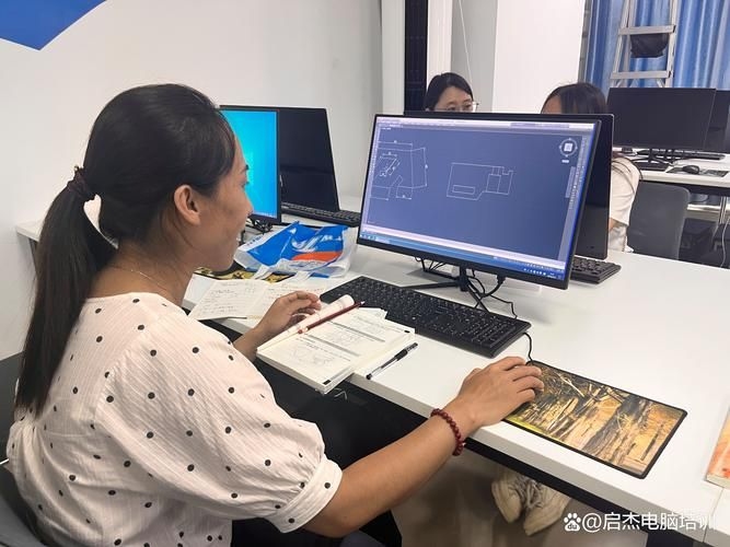 技術(shù)員和詳圖員哪個更穩(wěn)定（技術(shù)員和詳圖員與詳圖員哪個更穩(wěn)定性與可信用戶要求） 行業(yè)新聞 第10張