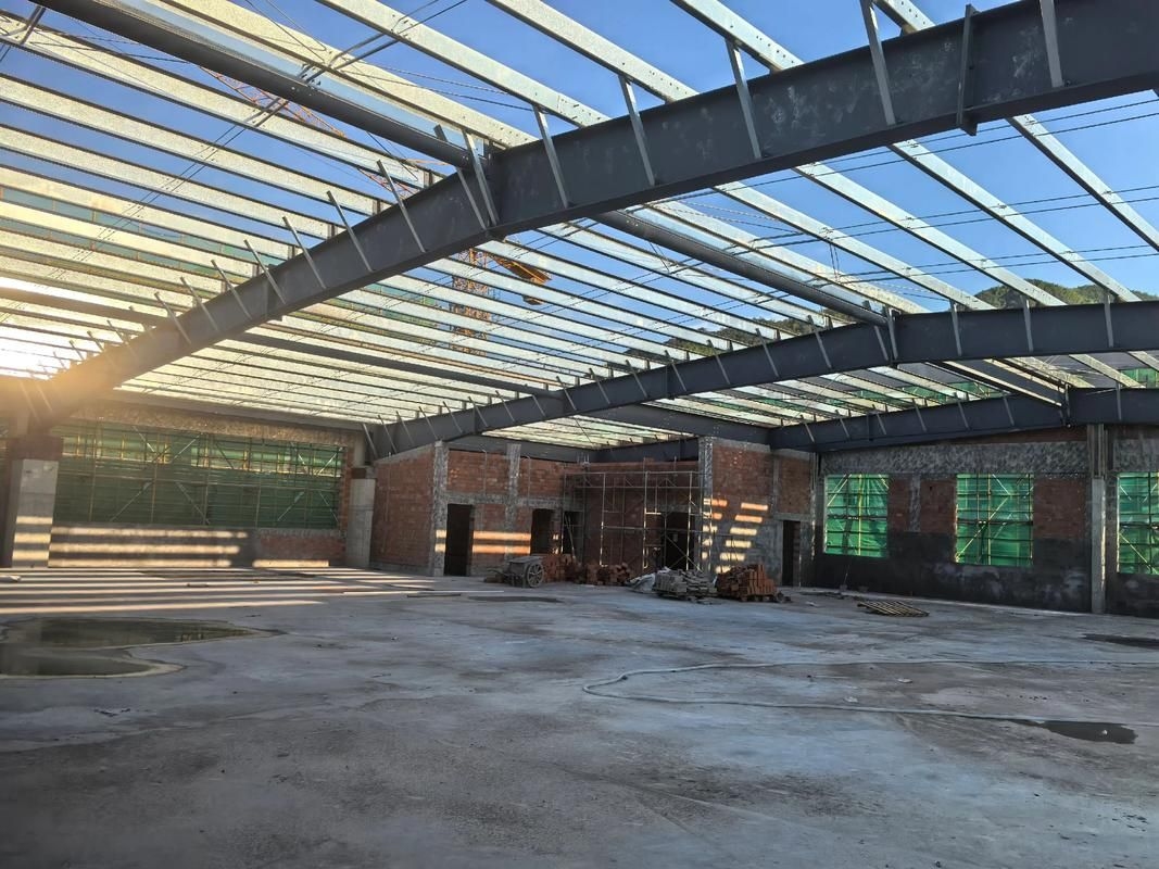 更多鋼結(jié)構(gòu)廠房施工照片（如何繪制鋼結(jié)構(gòu)廠房施工圖？） 行業(yè)新聞 第12張