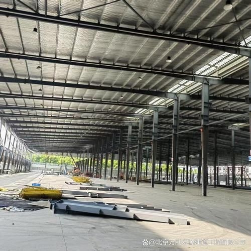 鋼構(gòu)屋架起拱值如何調(diào)整？（鋼構(gòu)屋架起拱值如何調(diào)整） 行業(yè)新聞 第3張