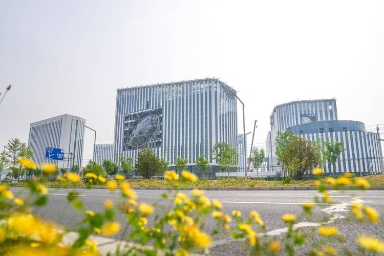 有哪些成功的裝配式鋼結(jié)構(gòu)案例（安市民服務(wù)中心、北京大興國際航空社區(qū)、恒申集團(tuán)總部大樓要求詳解） 行業(yè)新聞 第14張