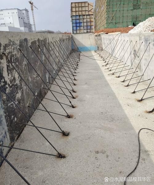 擋土墻鋼模板安裝有哪些注意事項？（擋土墻鋼模板安裝有哪些注意事項擋土墻鋼模板安裝注意事項） 行業(yè)新聞 第4張