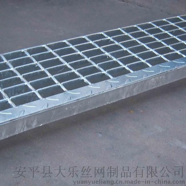 鋼結(jié)構(gòu)樓梯踏步板有哪些常見規(guī)格？（鋼結(jié)構(gòu)樓梯踏步板有哪些常見規(guī)格鋼結(jié)構(gòu)樓梯踏步板的常見規(guī)格） 行業(yè)新聞 第5張