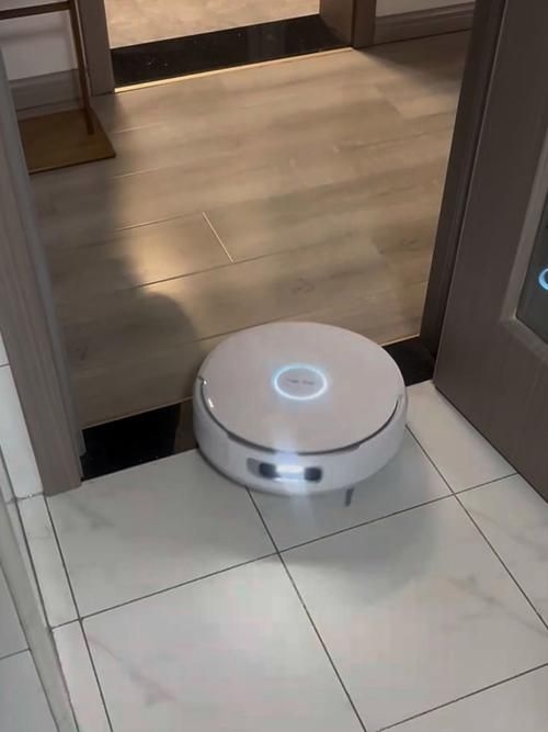 自動(dòng)清掃機(jī)器人哪個(gè)品牌好？（自動(dòng)清掃機(jī)器人哪個(gè)品牌好科沃斯、石頭、云鯨、云鯨、科沃斯） 行業(yè)新聞 第10張